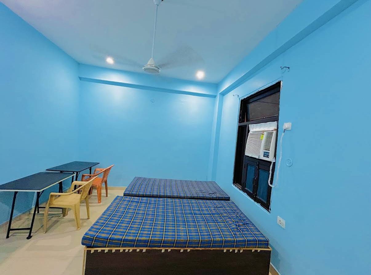AC room at White House Bansal PG